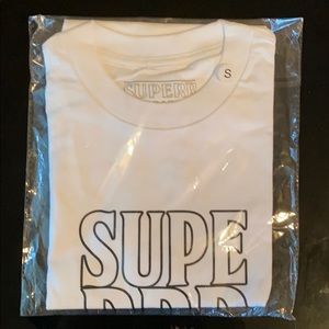 White superradical T-shirt.